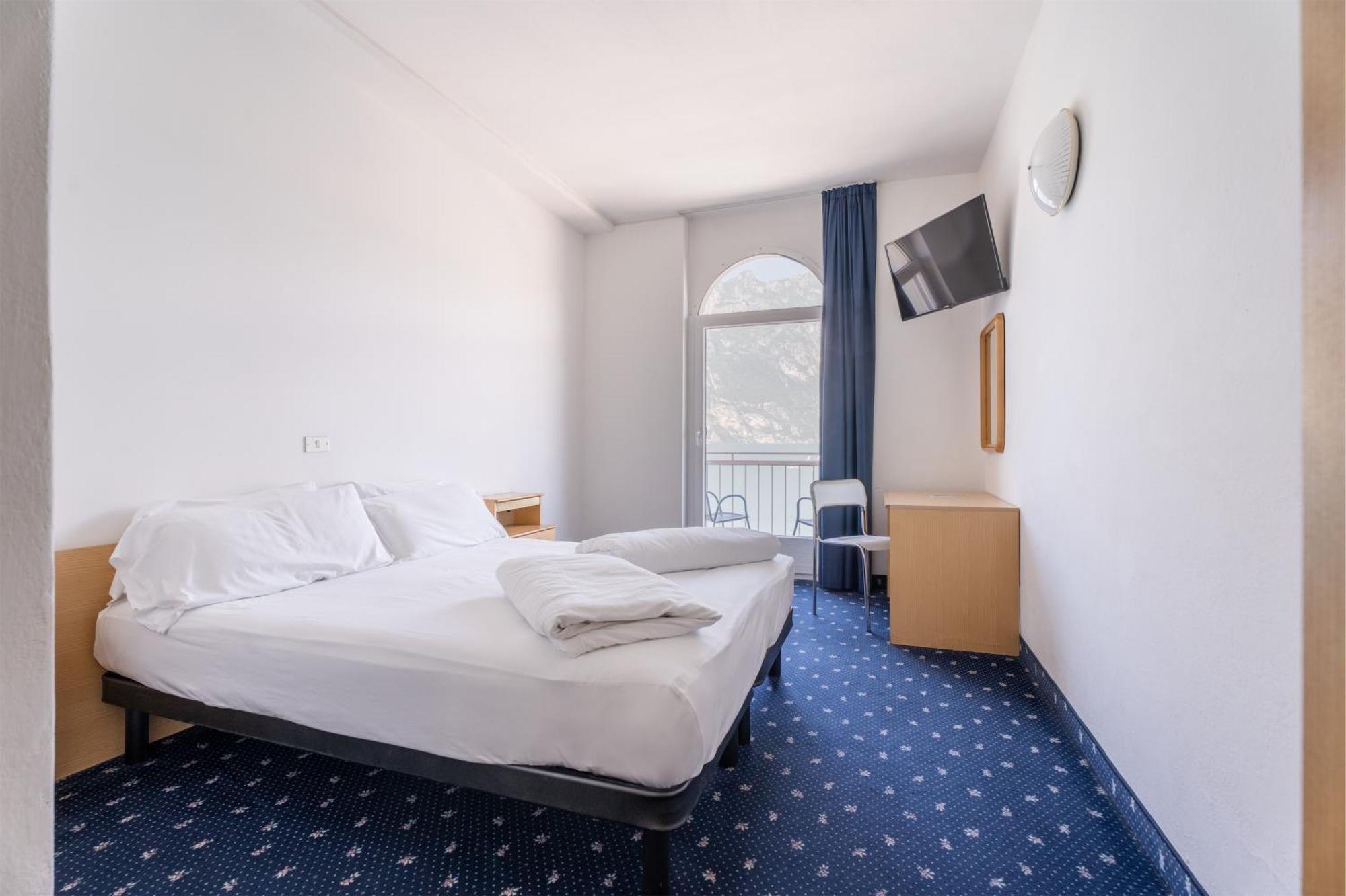 Hotel Ifigenia Torbole Sul Garda Buitenkant foto