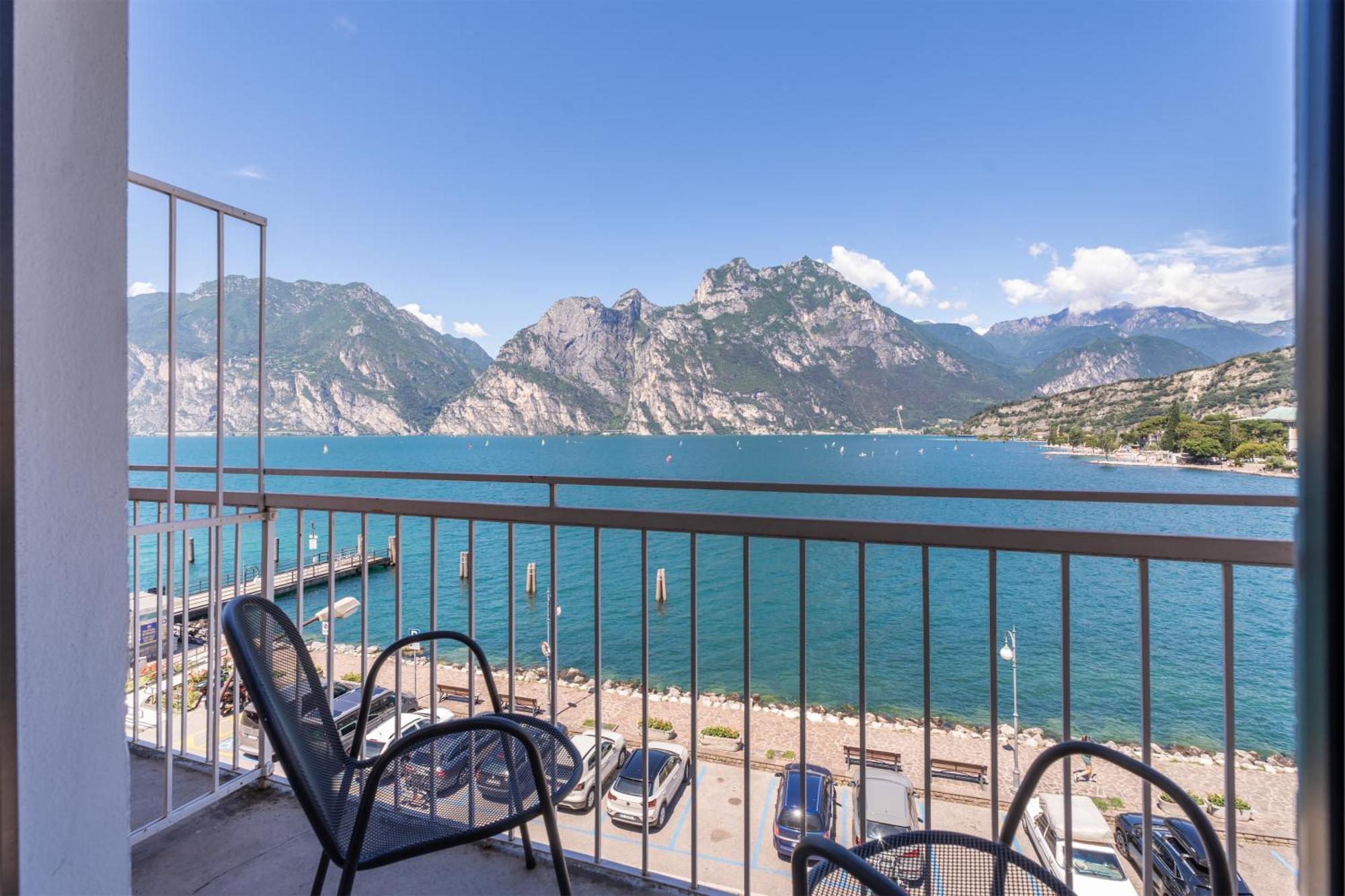Hotel Ifigenia Torbole Sul Garda Buitenkant foto