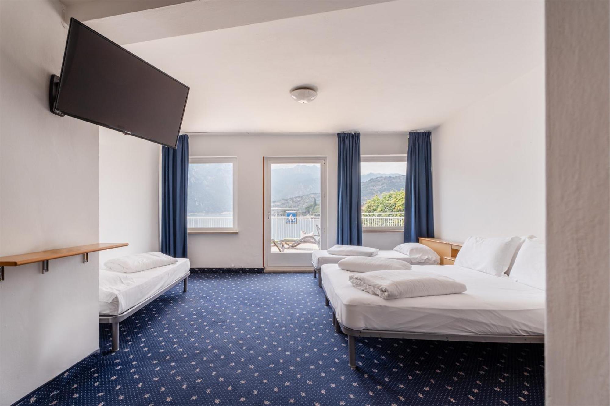 Hotel Ifigenia Torbole Sul Garda Buitenkant foto