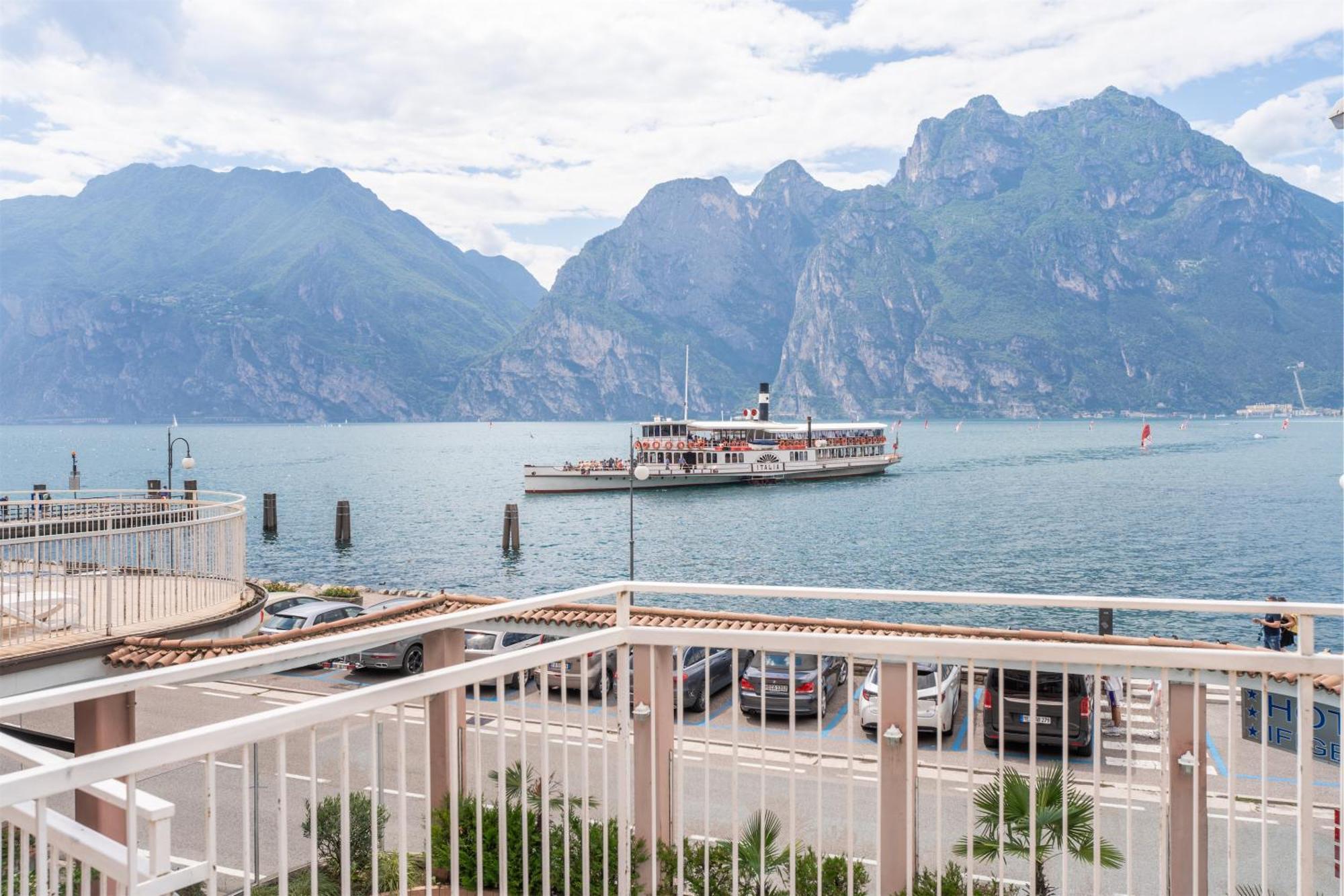Hotel Ifigenia Torbole Sul Garda Buitenkant foto