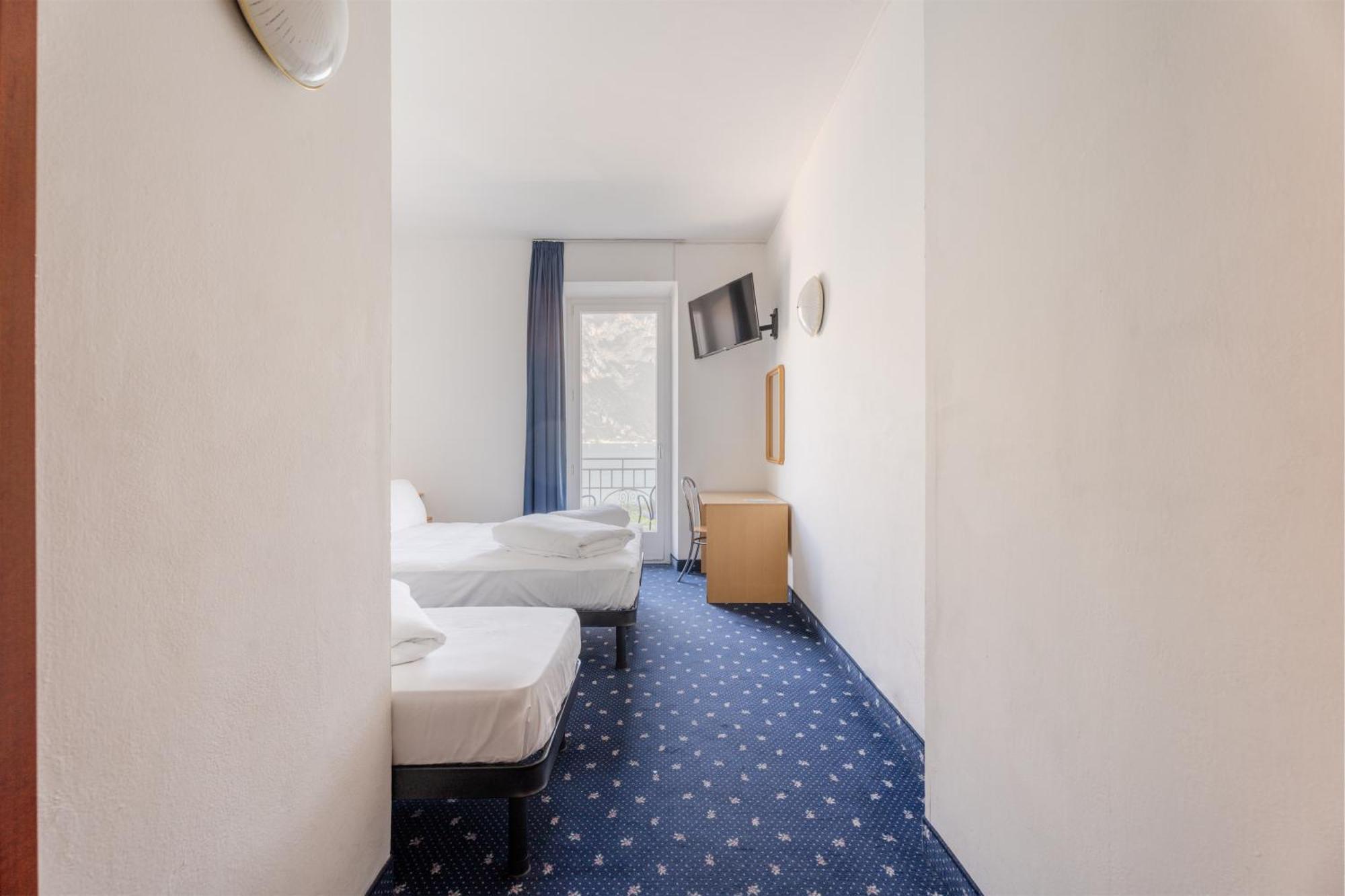 Hotel Ifigenia Torbole Sul Garda Buitenkant foto