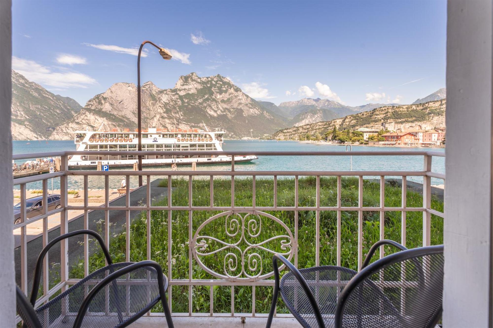 Hotel Ifigenia Torbole Sul Garda Buitenkant foto