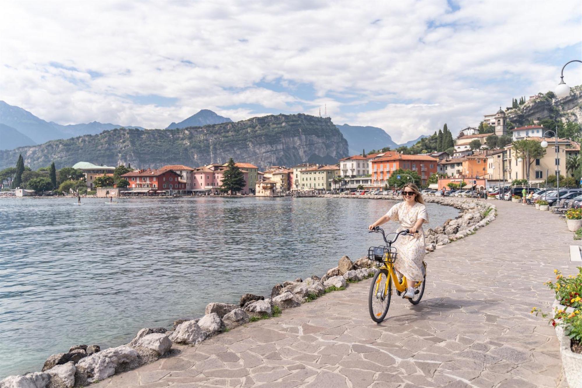 Hotel Ifigenia Torbole Sul Garda Buitenkant foto