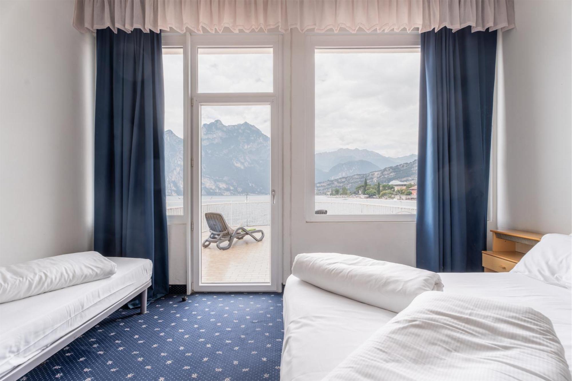 Hotel Ifigenia Torbole Sul Garda Buitenkant foto